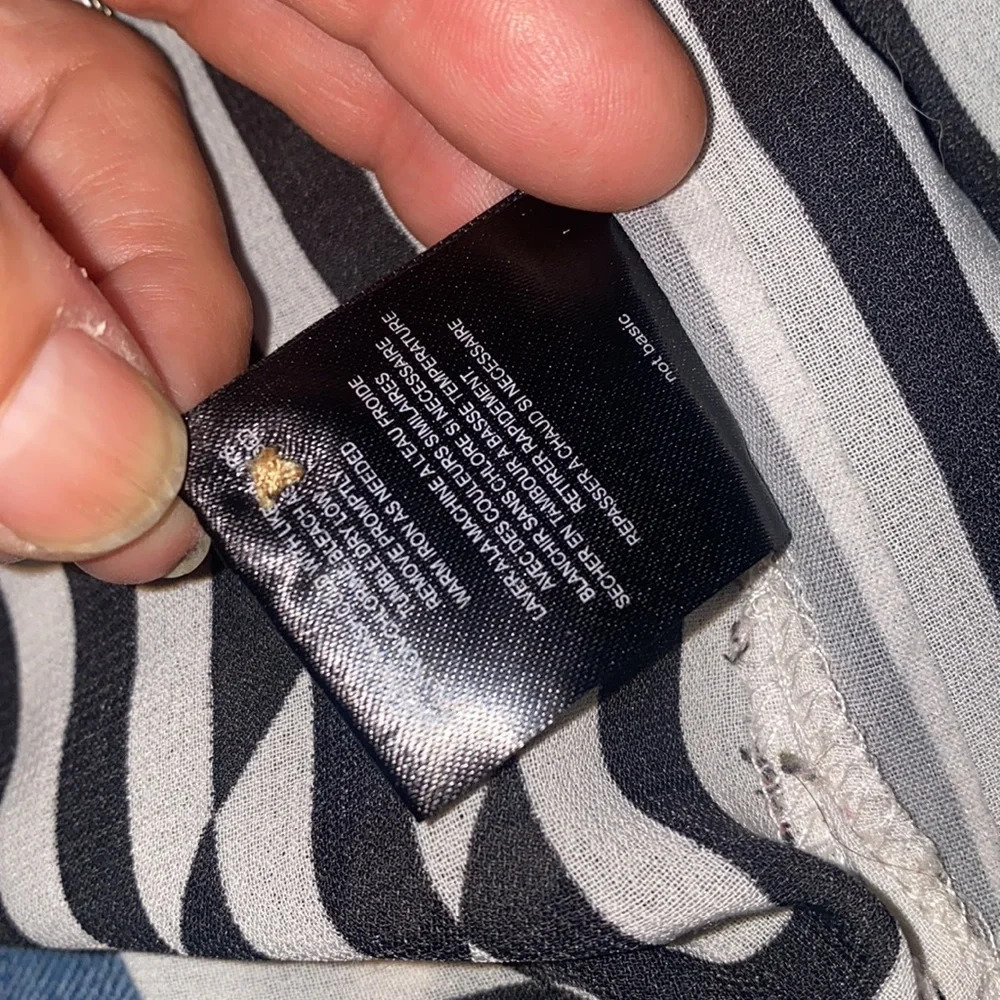 Volcom Sheer Button Down Blouse Sz M - image 6